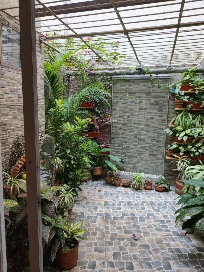 Noras Homestay Laureles Medellín Exterior foto