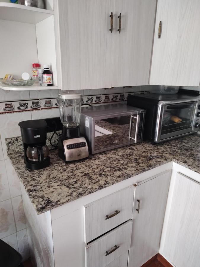 Noras Homestay Laureles Medellín Exterior foto